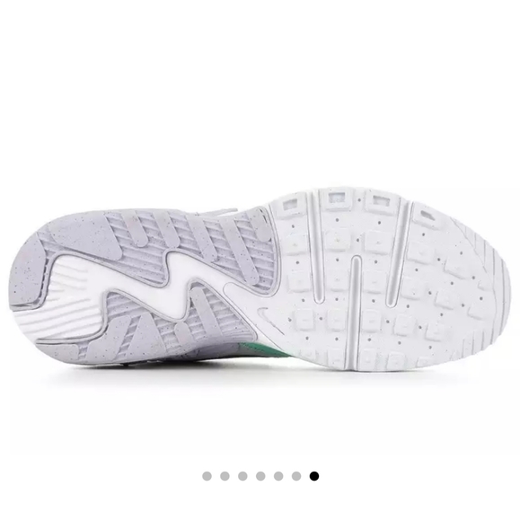 WOMEN'S NIKE AIR MAX EXCEE SNEAKERS - Picture 12 of 16